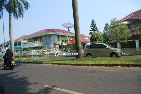 Taman Kebon Jeruk Jl Meruya Ilir Raya Srengseng Kembangan Jakarta