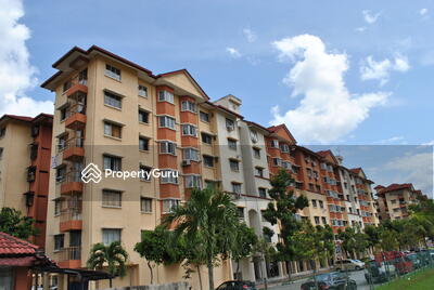 - Pangsapuri Carlina