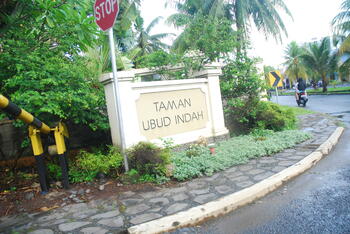 Lippo Village Taman Ubud Indah