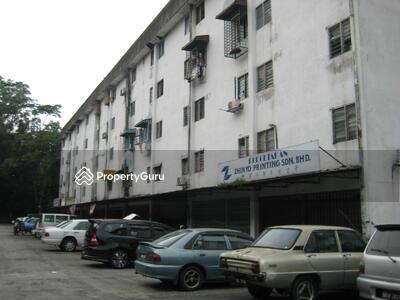 - Flat Taman Mastika