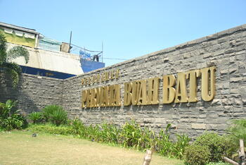 Permata Buah Batu
