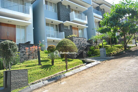 Resor Dago Pakar Cluster Oakwood Hills, Jl. Raya Golf Dago, Dago ...