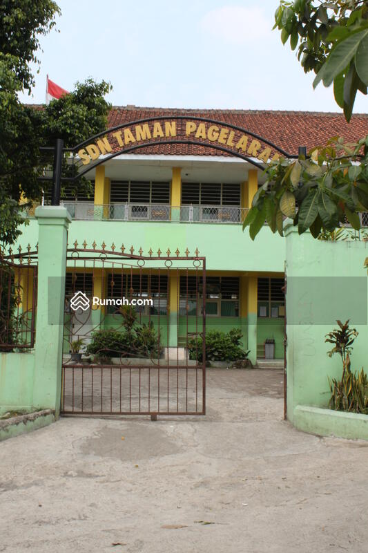 Taman Pagelaran #0