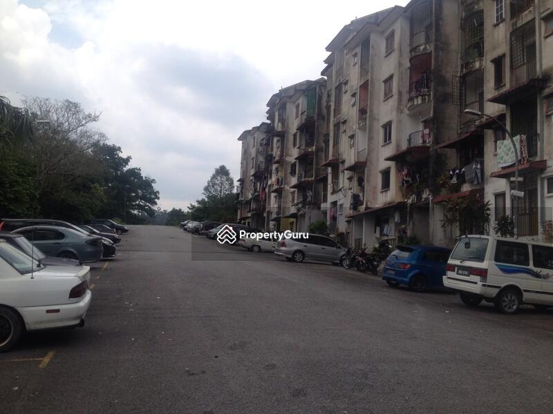 For Sale - Taman Pinggiran Delima Flat