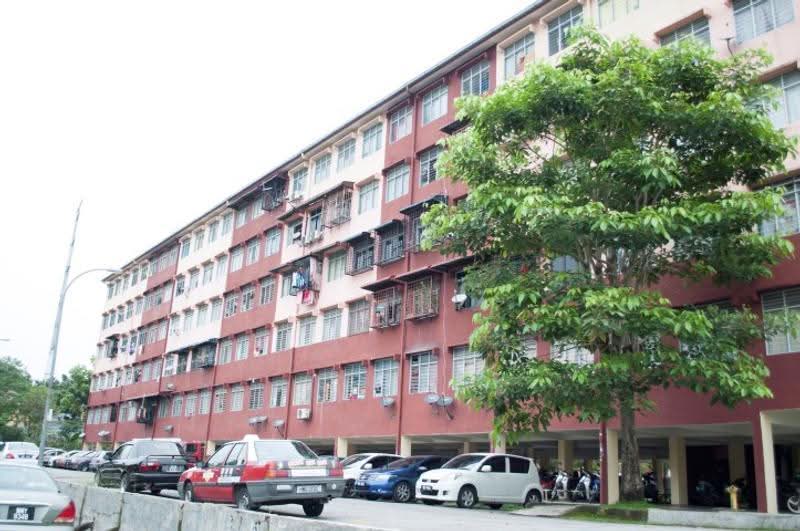 Rumah Flat untuk Dijual di Flat Kelompok Camar - Ahmad Firdaus Mahmod - PropertyGuru.com.my