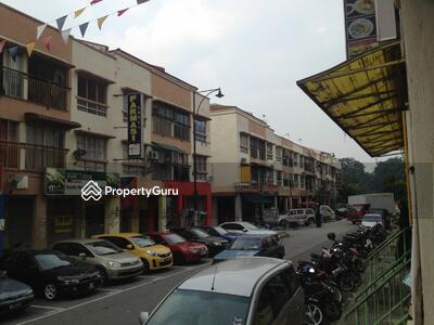 - Vista Shop Apartment (Damansara Damai)