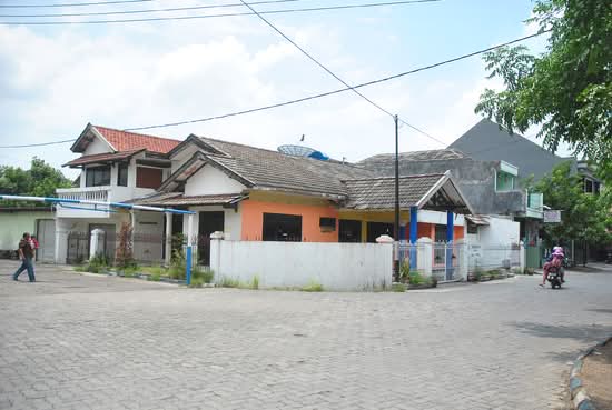 Jual Rumah Gunung Sari Indah Surabaya