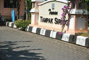 Daan Mogot Baru Cls Taman Tampak Siring
