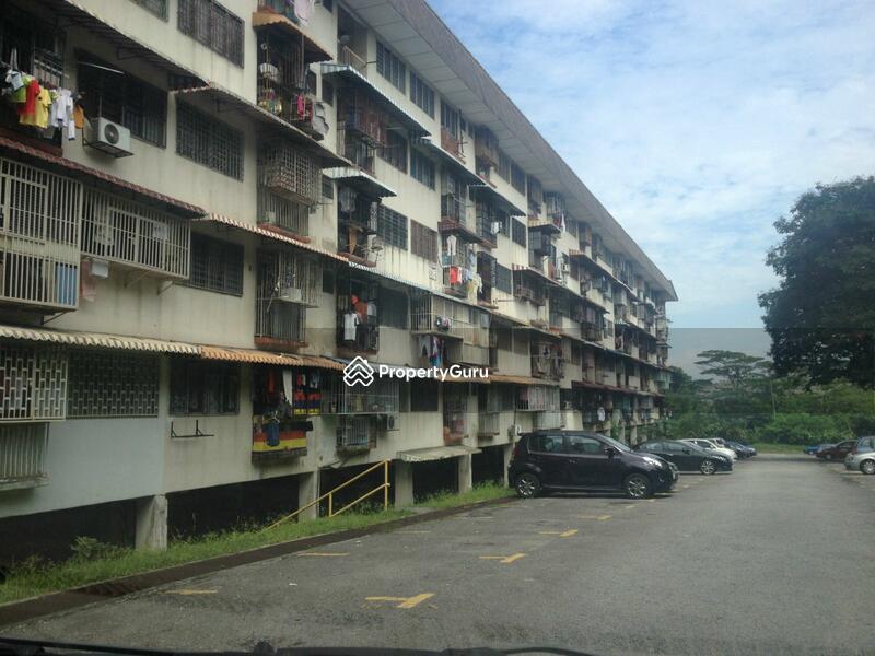 Untuk Disewa - Taman Connaught Flat (Low Rise)