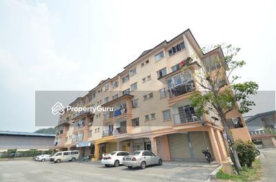 - Taman Taming Ria Flat