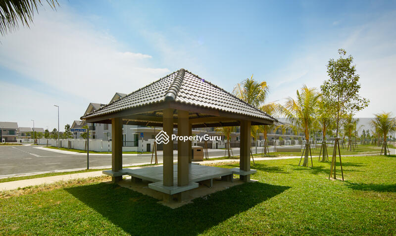 Periwinkle - Gazebo