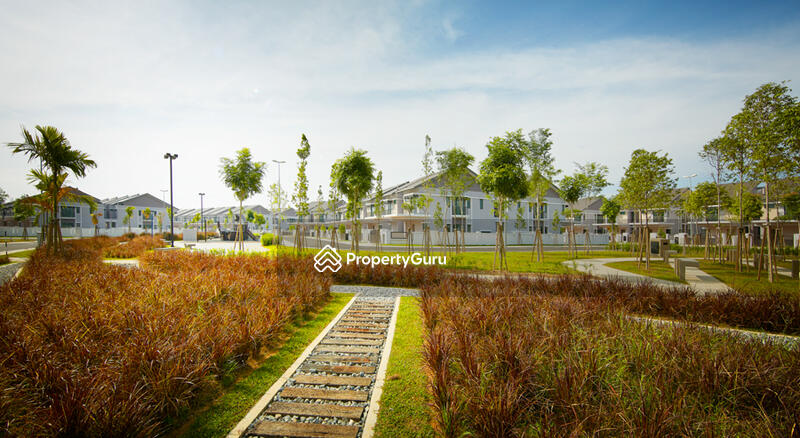 Periwinkle - Landscaped Garden
