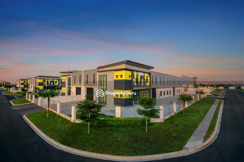 Cluster Factory 93' x 230'