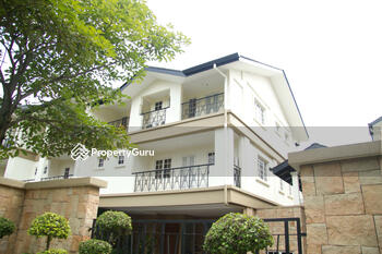 Fernlea Court