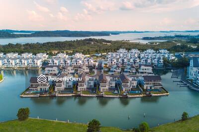 - Emerald Bay @ Puteri Harbour