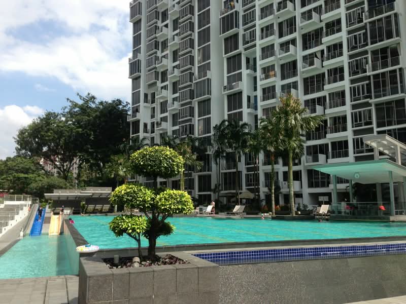 Grandeur 8
