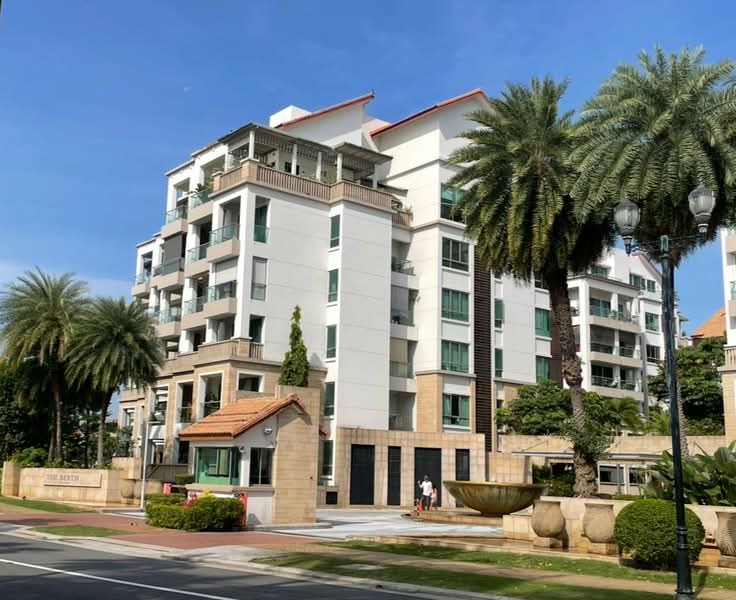 The Berth by the Cove Condominium For Sale at S$ 2,600,000 | PropertyGuru Singapore