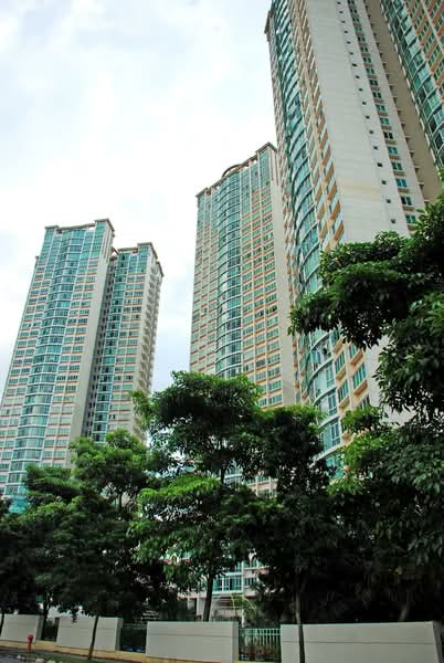 Queens, 10 Stirling Road, Room Rental, , Condominium For Rent, by Alexa Loh, 500020678 - PropertyGuru.com.sg