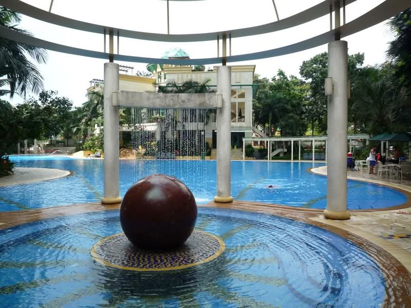 Queens, 10 Stirling Road, Room Rental, , Condominium For Rent, by Alexa Loh, 500020678 - PropertyGuru.com.sg