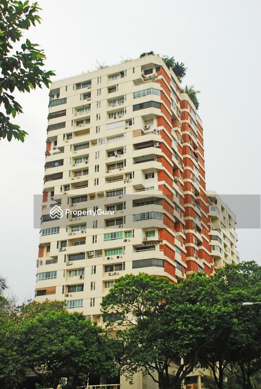 Pandan Valley Condominium located at Clementi Park / Upper Bukit Timah