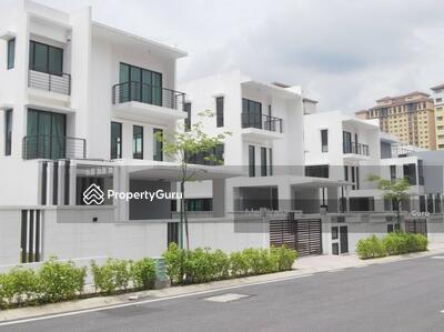 - Villa 33 @ Bukit Manda'rina