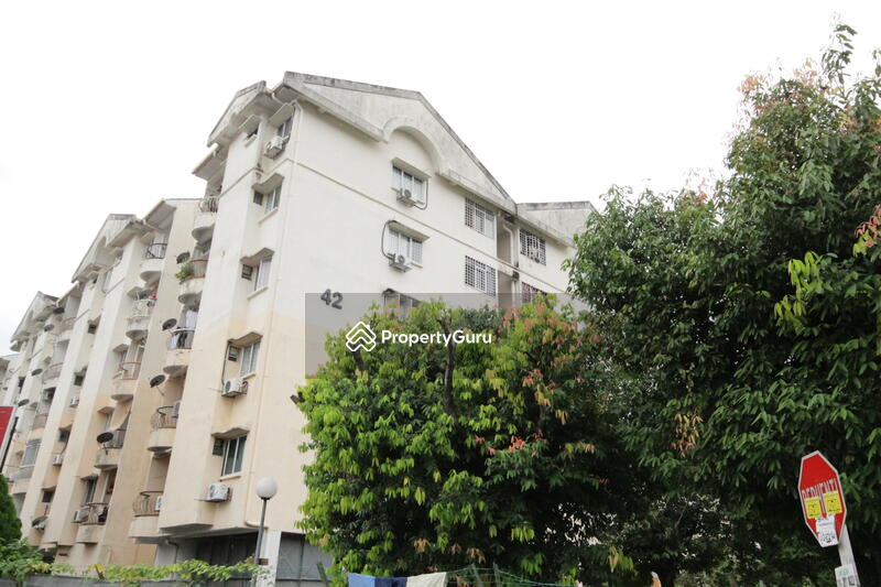 Block 42 Taman Teratai Mewah #0