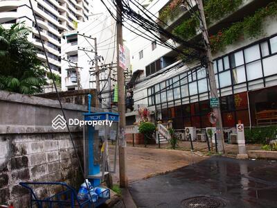  - Regent on The Park 5 Condominium