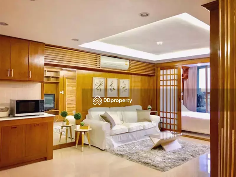 Supalai Place Sukhumvit 39 #0