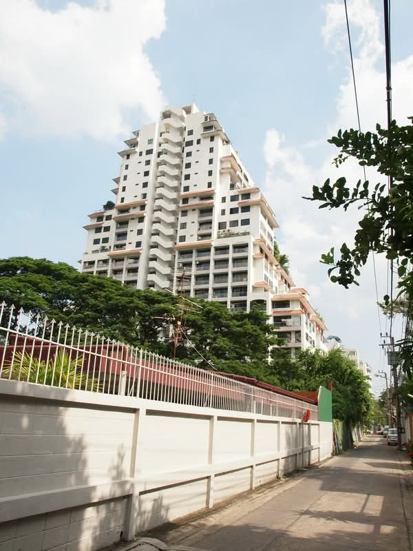 Baan Phrom Phong : บ้านพร้อมพงษ์