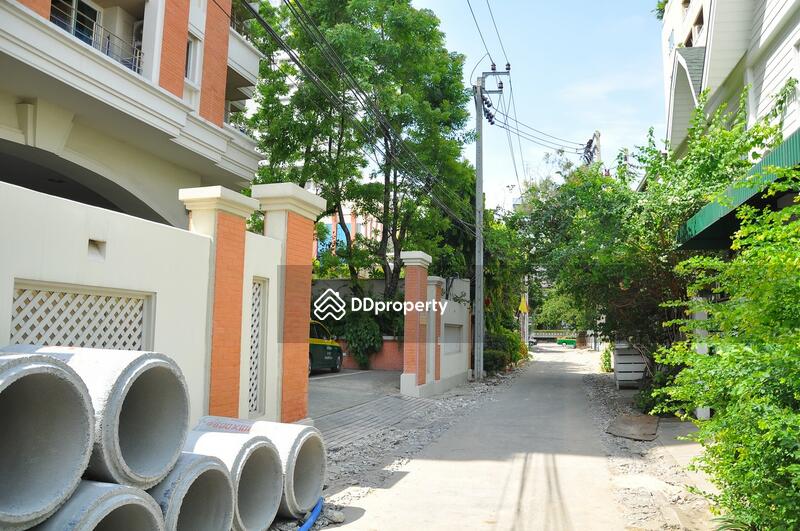 ให้เช่า - Turnberry Condominium : เทิร์นเบอรี่คอนโด, กรุงเทพ