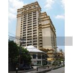 Royal Castle Sukhumvit : รอยัล คาสเซอร์ สุขุมวิท