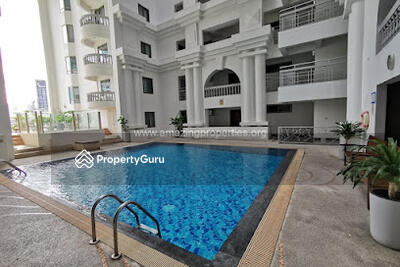  - Royal Castle Sukhumvit : รอยัล คาสเซอร์ สุขุมวิท