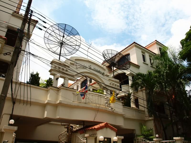 Private Sukhumvit : ไพรเวท สุขุมวิท