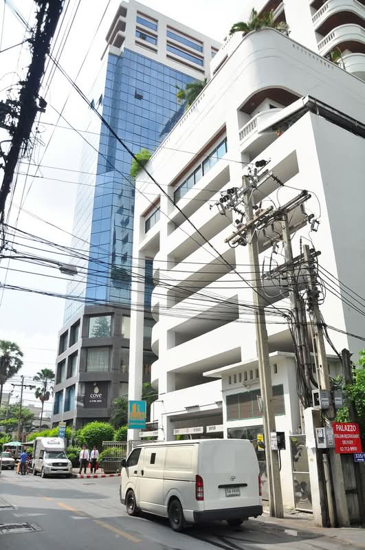 United Tower Thonglor