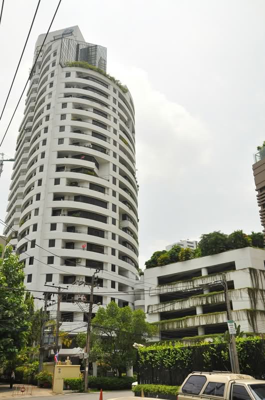 Moon Tower : มูน ทาวเวอร์
