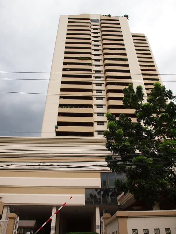 Oriental Towers : โอเรียลเต็ล ทาวเวอร์