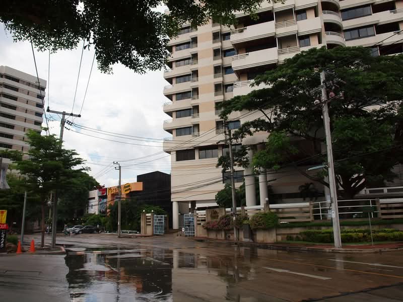 Ruamsuk Condominium