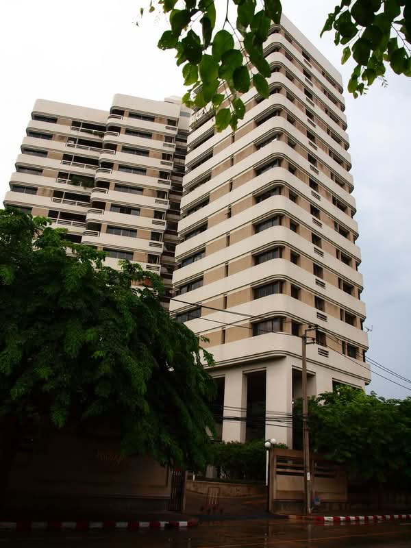 Promsuk Condominium