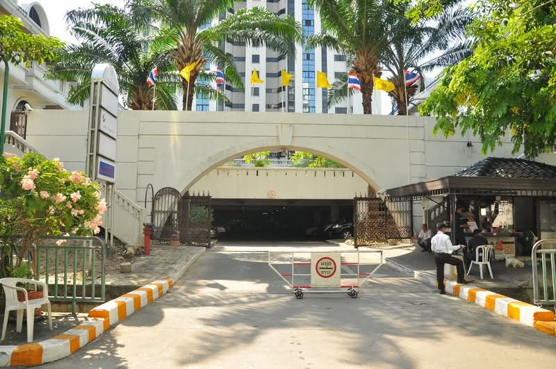 Kiarti Thanee City Mansion