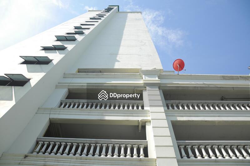 ขาย - First Tower : เฟิร์สทาวเวอร์, กรุงเทพ