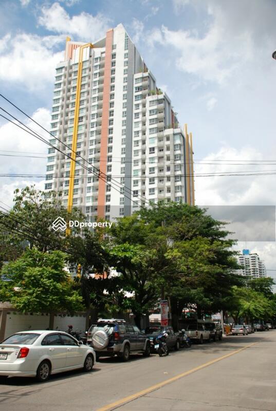 Ivy Sathorn 10 : ไอวี่ สาทร 10 #0