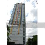 Ivy Sathorn 10 : ไอวี่ สาทร 10