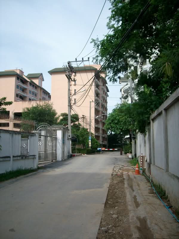 Garden Place