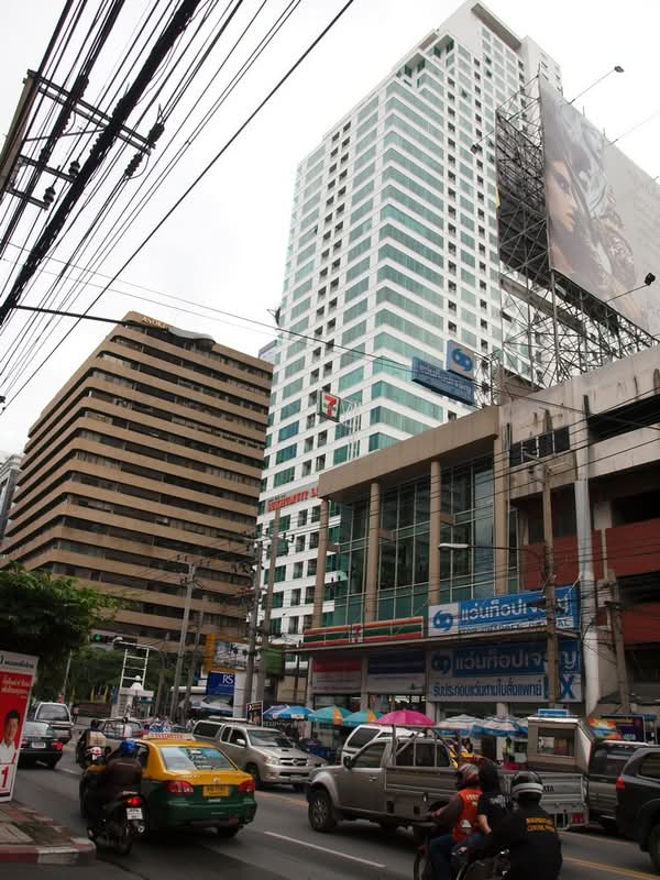 Sukhumvit Living Town