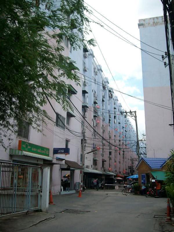 แฮปปี้โฮม (นิรันดร์ซิตี้) คอนโดมิเนียม