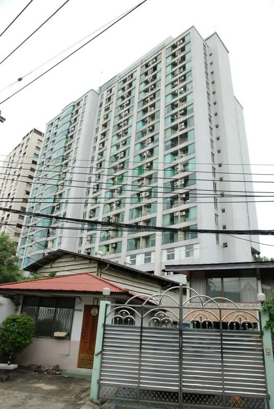 La Maison Phaholyothin 24