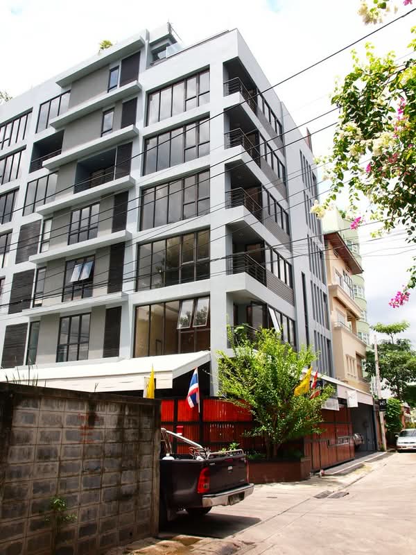 W8 Thonglor 25 : ดับบลิว เอท ทองหล่อ 25