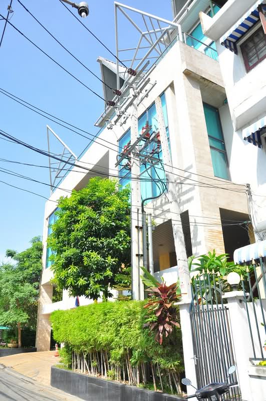 Baan Saraan