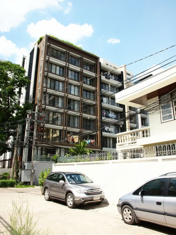Serene Place Sukhumvit 24 : ซีรีน เพลส สุขุมวิท 24