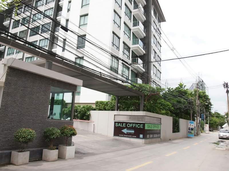 Issara @ 42 Sukhumvit